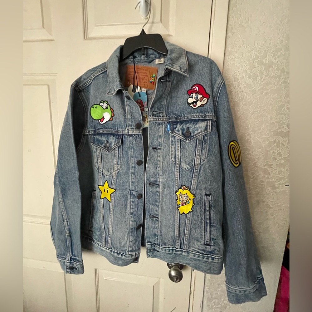 LEVI'S NINTENDO SUPER MARIO Men's VINTAGE FIT TRUCKER DENIM JACKET SZ M NWT!